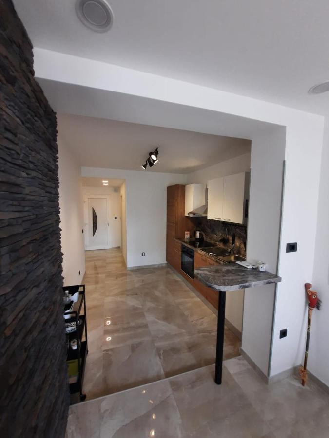 Njivice, Otok Krk, Apartman Dora Ngoại thất bức ảnh