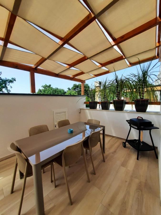 Njivice, Otok Krk, Apartman Dora Ngoại thất bức ảnh